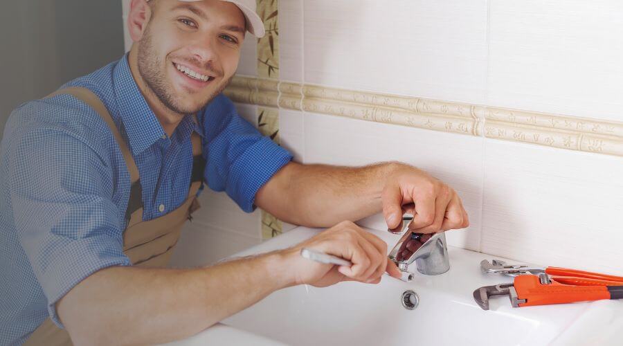 Handle or spout repair in Scottsburg, IN
